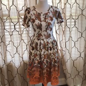 Lula roe Perfect for fall